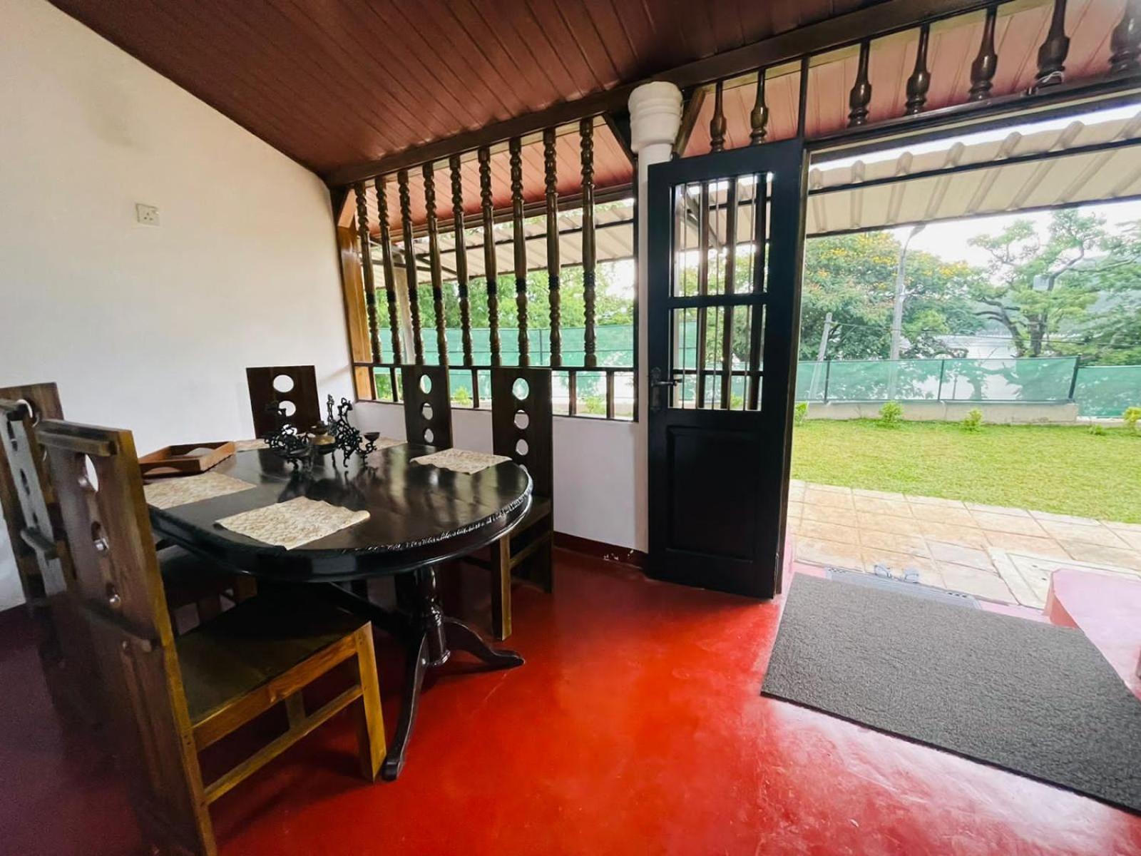 Lake Classical Guest House Kandy Exterior foto