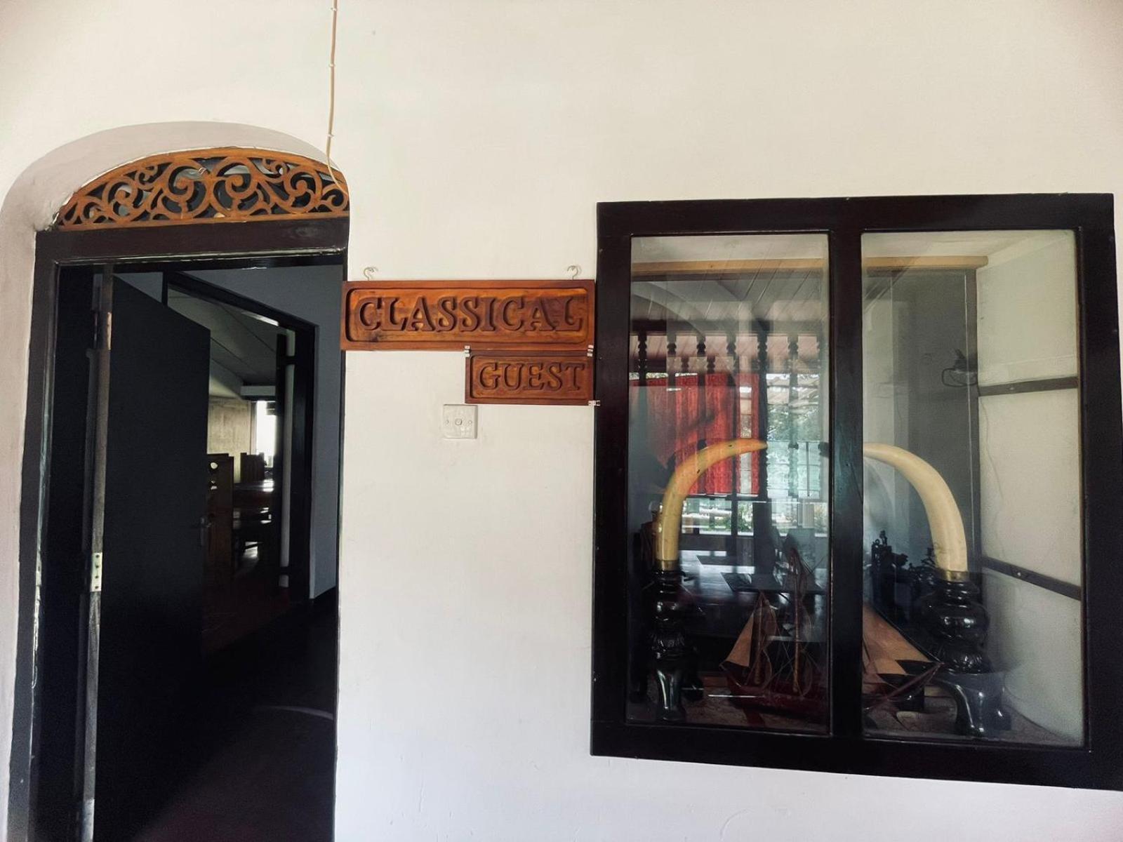 Lake Classical Guest House Kandy Exterior foto